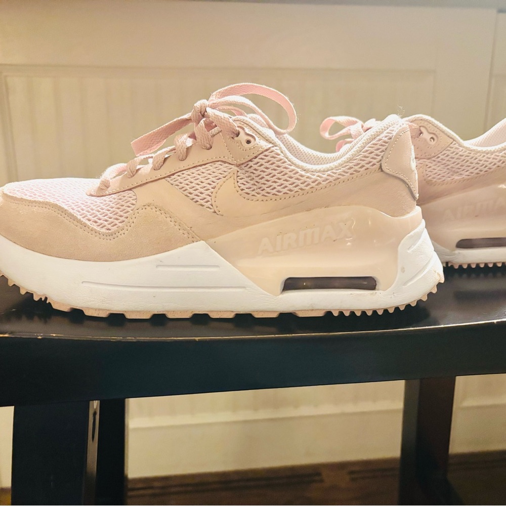Nike Women's Air Max Blush Sneakers